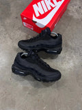 * AUTHENTIC * Nike Air Max 95