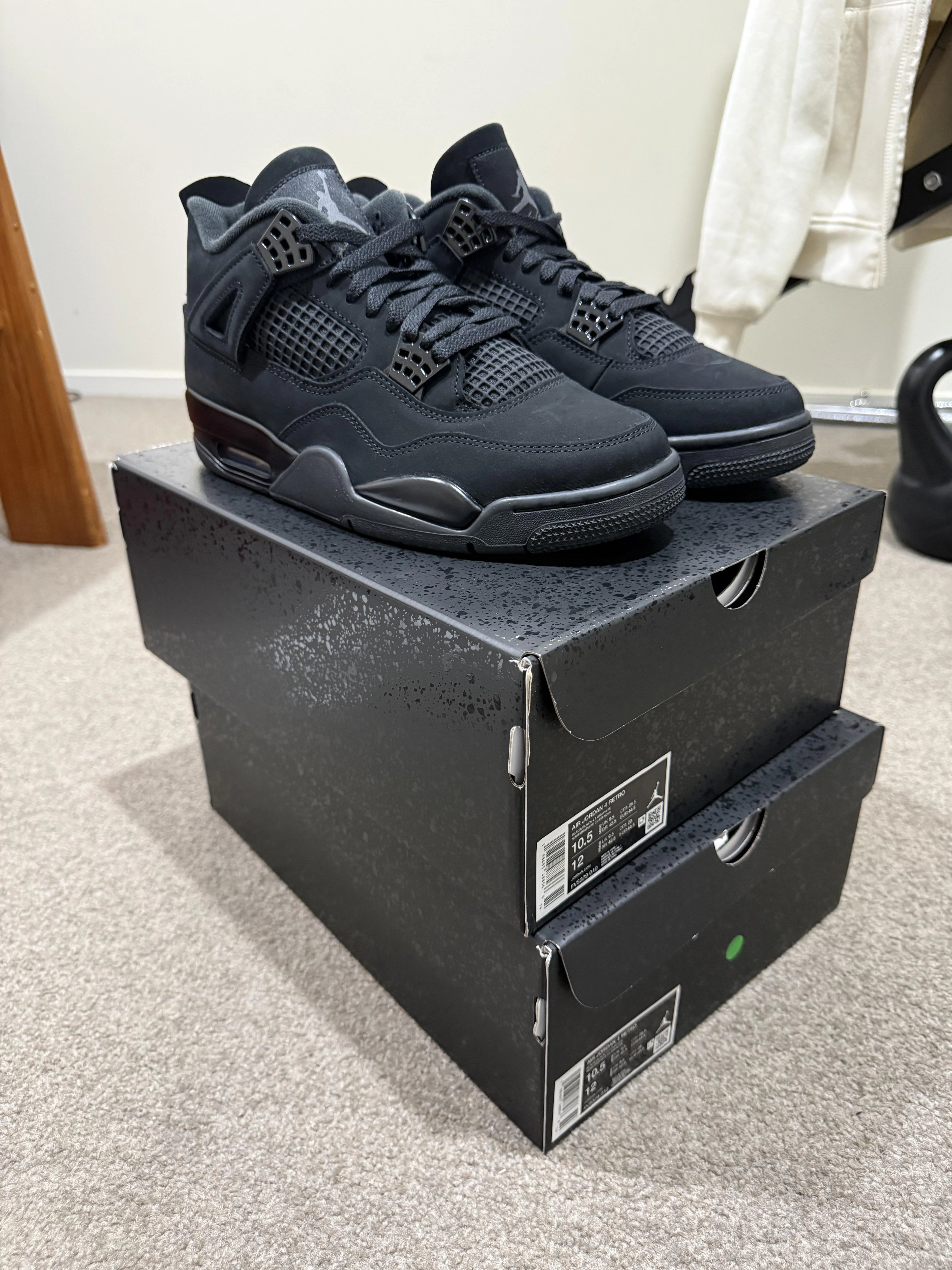 Jordan 4 Black Cats 2025